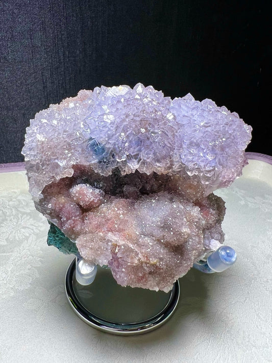 Elegant Crystal Carvings — A Touch of Natural Artistry